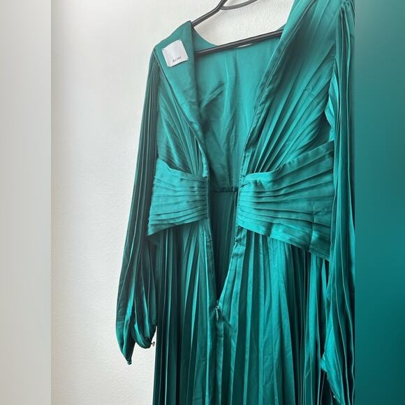 ACLER NORSEMAN MIDI DRESS MYRTLE GREEN - Picture 9 of 14